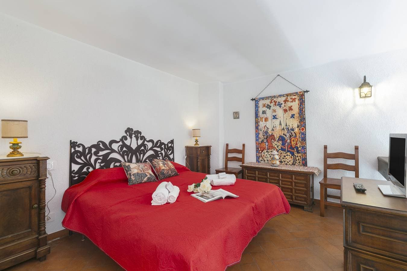 Foto 7 von 19: Albert's Castle Apt by Lake Maggiore