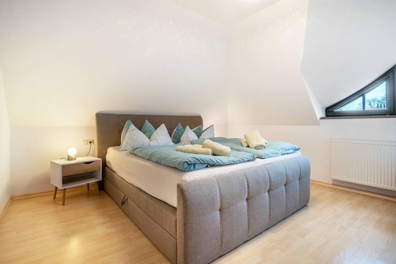 Foto 13 von 30: Ferienwohnung 5 Seebrücke mit Seeblick, privater Terrasse und WLAN