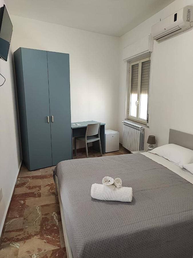 Foto 4 von 8: Triple Room with Terrace