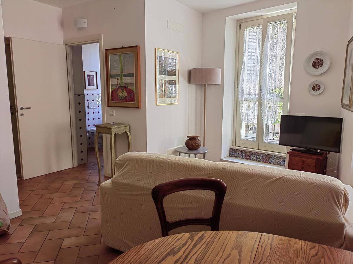 Foto 4 von 16: One-Bedroom Apartment
