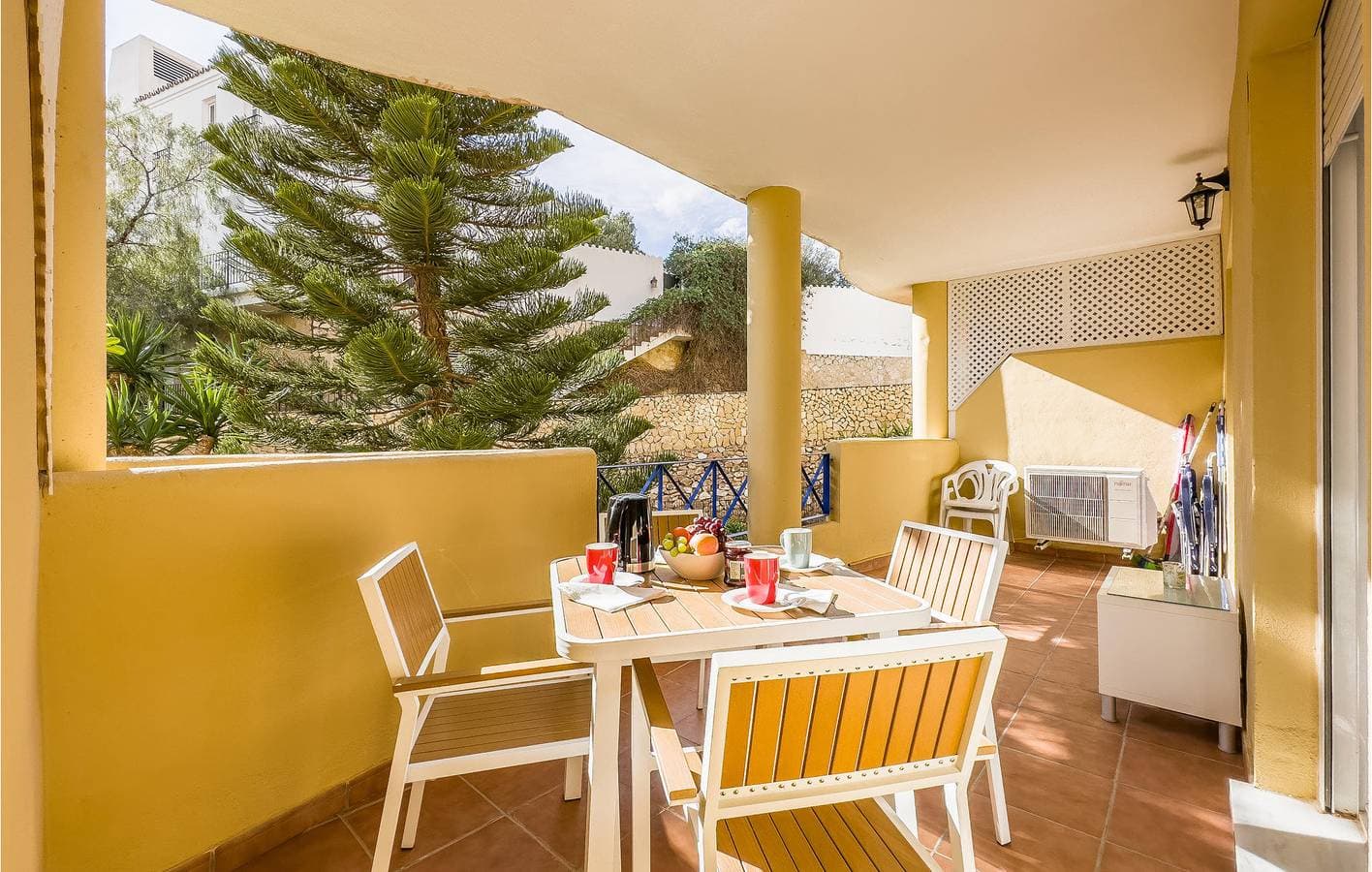 Foto 3 von 26: Rückzugsort am Strand: 70qm Wohnung mit Pool und Parkplatz