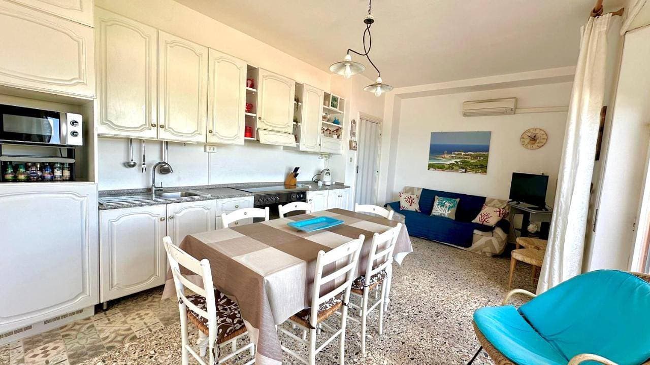 Foto 12 von 37: Two-Bedroom Apartment with Sea View