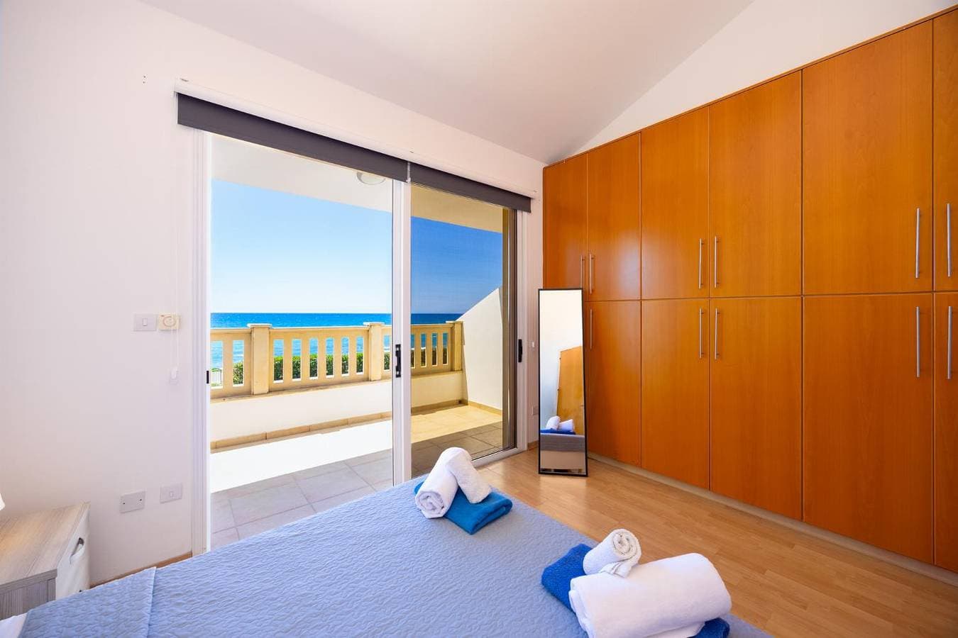 Foto 12 von 23: Villa für 4 Personen mit Balkon