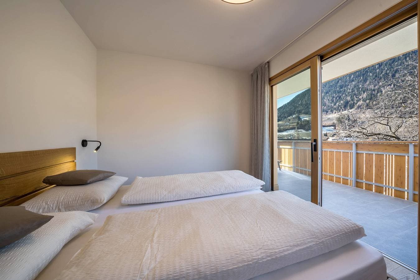 Foto 10 von 19: Ferienwohnung "Sunnig - Sonnenlicht" mit Bergblick, Balkon & WLAN