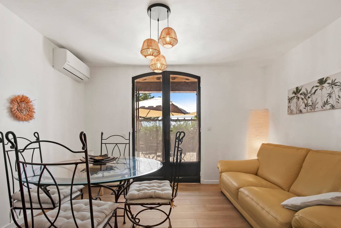 Foto 5 von 34: F2 im Eg, Villa La Colline: Meerblick, WLAN & Klimaanlage