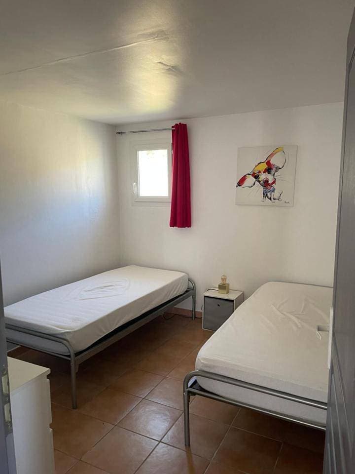 Foto 7 von 10: Two-Bedroom House