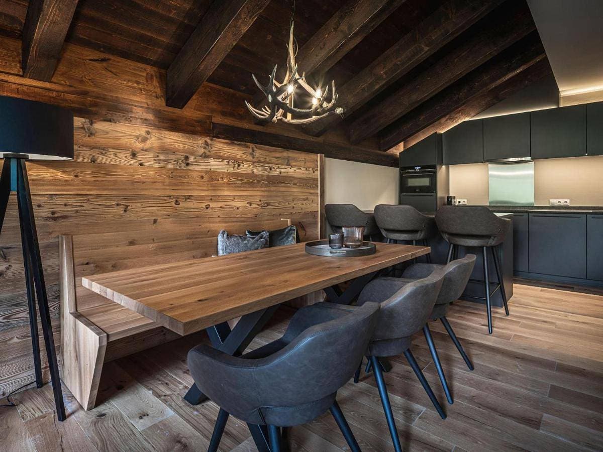 Foto 3 von 10: AlpenParks Hotel & Apartment Arlberg Warth mit Pool