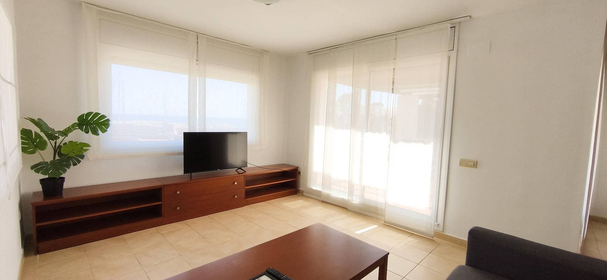 Foto 4 von 28: Rmp 37-38-39 - Residencial Marina Del Port