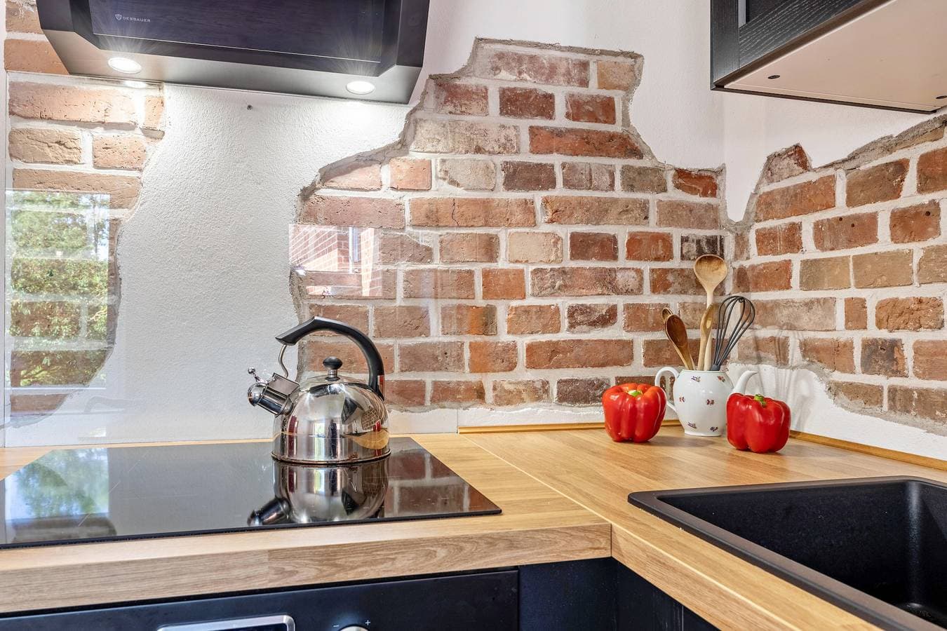 Foto 7 von 28: Ferienwohnung Kleines Glück direkt am Wasser, privater Garten, Terrasse und WLAN