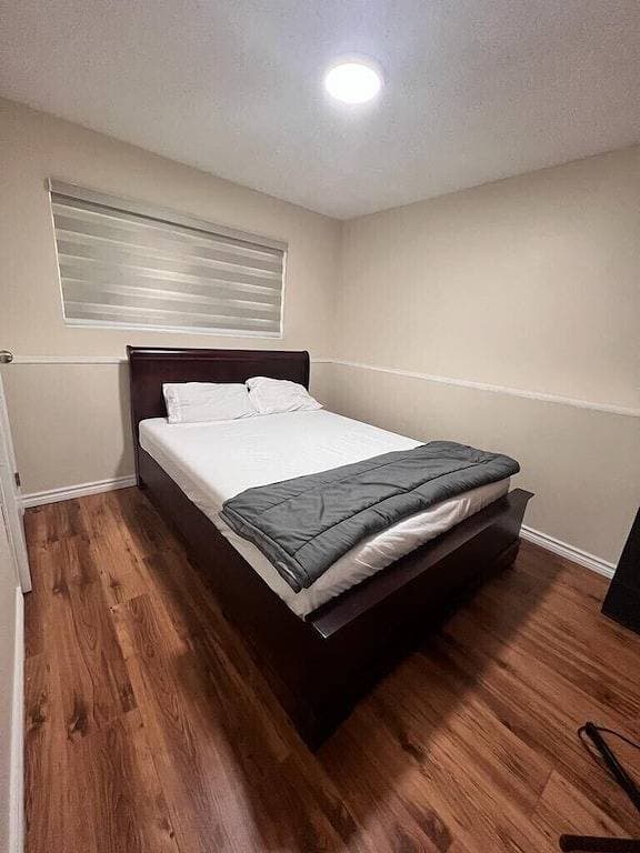 Foto 8 von 11: Bright1 Br suite w/ free parking & wifi & Netflix & all basic amenities