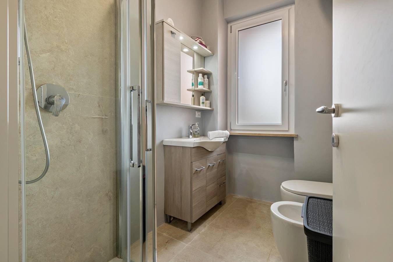 Foto 13 von 17: Ferienwohnung 'My Town Home' mit Balkon, WLAN und Klimaanlage