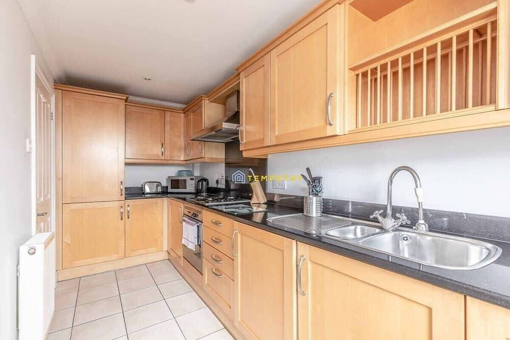 Foto 7 von 9: 2 Bed/2 Bath & Free Parking! ❤ Central Windsor ❤