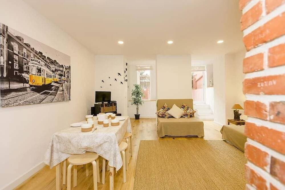 Lisbon Place - Historic center with terrace 1