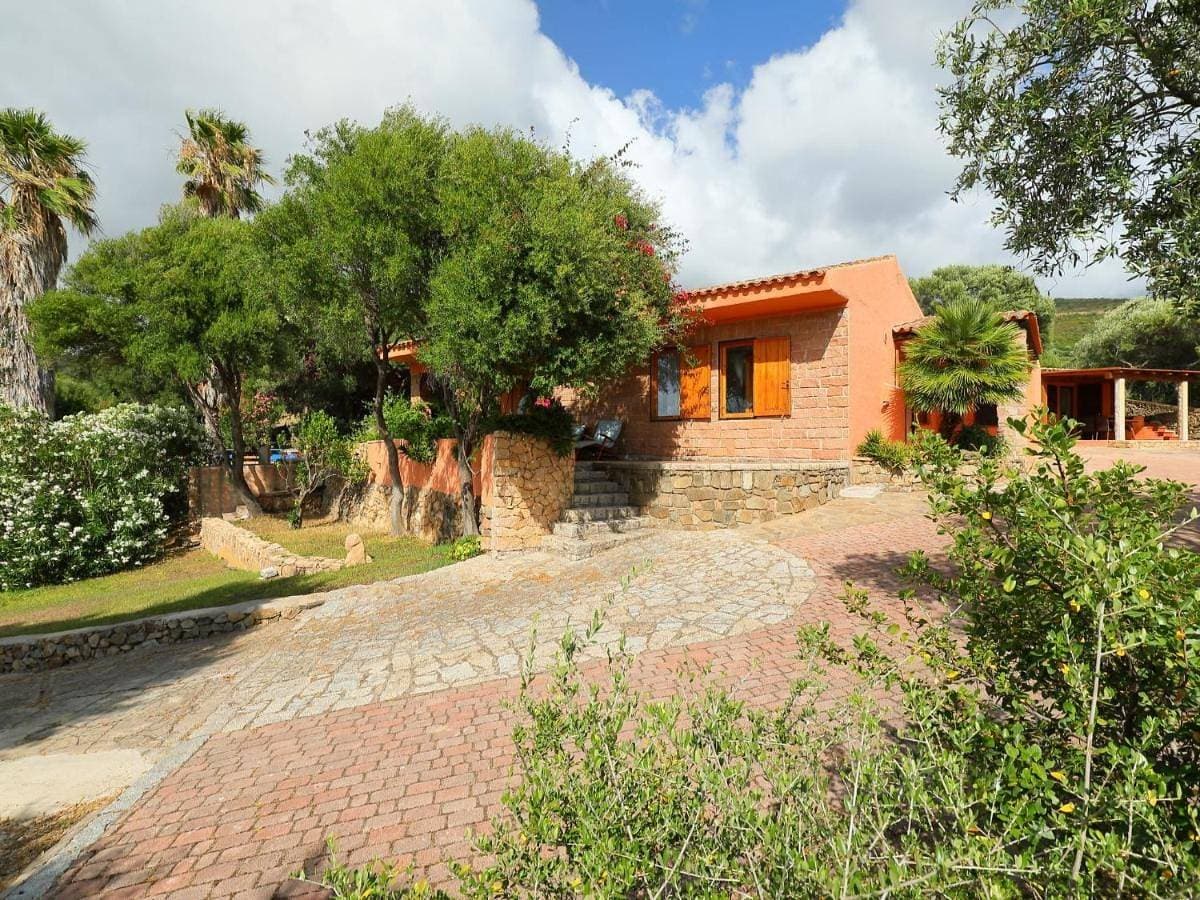 Foto 3 von 5: Villa