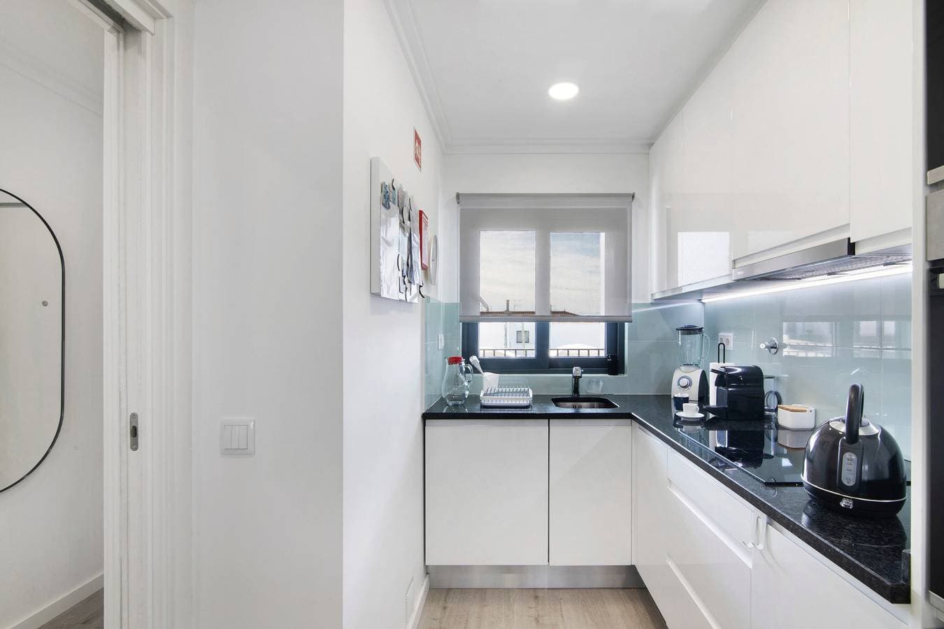Foto 10 von 30: Ferienwohnung 'Salzige Gezeiten' mit Balkon, WLAN und Klimaanlage