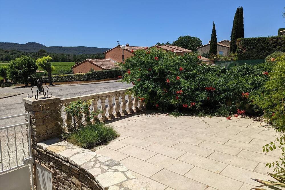 Foto 11 von 30: Maison de Vacances en Provence Verte
