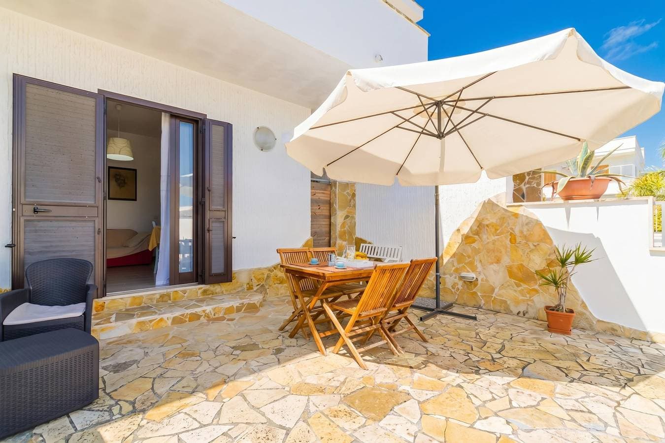 Foto 2 von 32: Villetta Bel Mare - Beach-Base Villa with Garden
