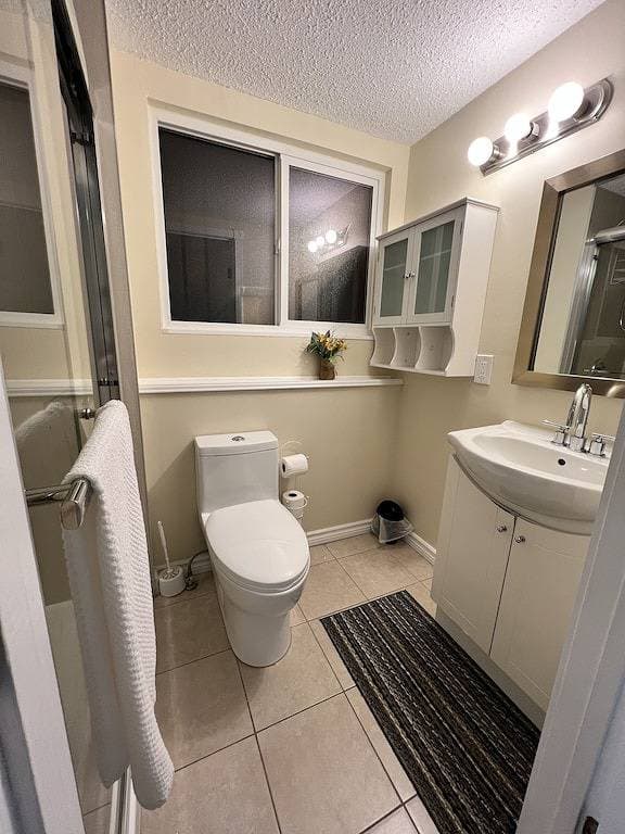 Bright1 Br suite w/ free parking & wifi & Netflix & all basic amenities 1