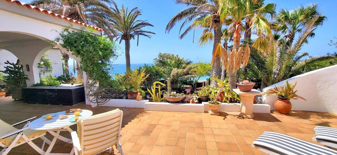 Ferienhaus Villa Jardin del Mar, Esquinzo, Garten, Meerblick 1
