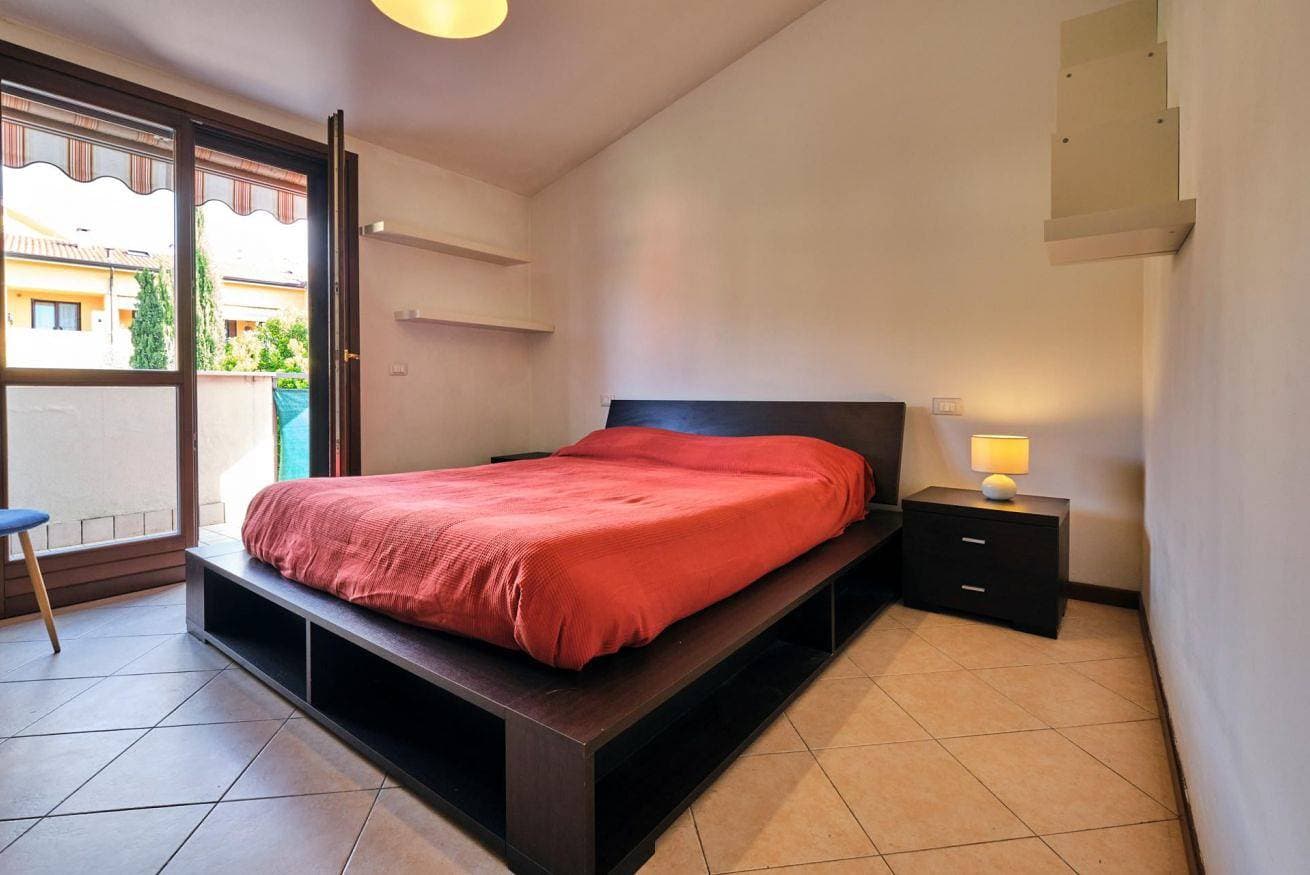 Foto 11 von 16: ApartmentsGarda - Dreizimmerwohnung - Casa Eline