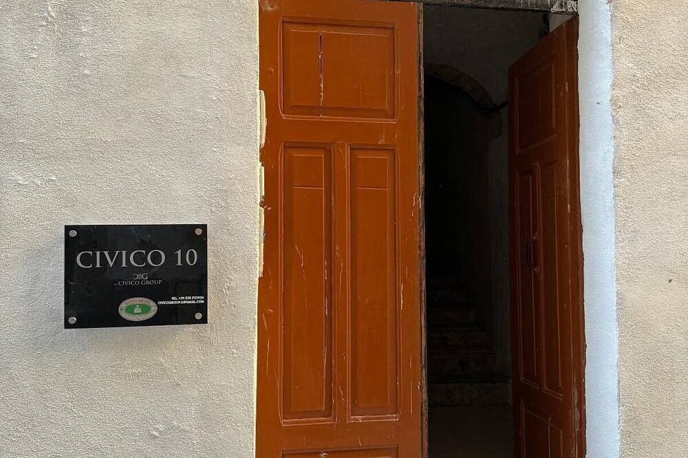 Foto 10 von 14: Civic 10 II Spacious studio apartment with terrace above at Sassari Center
