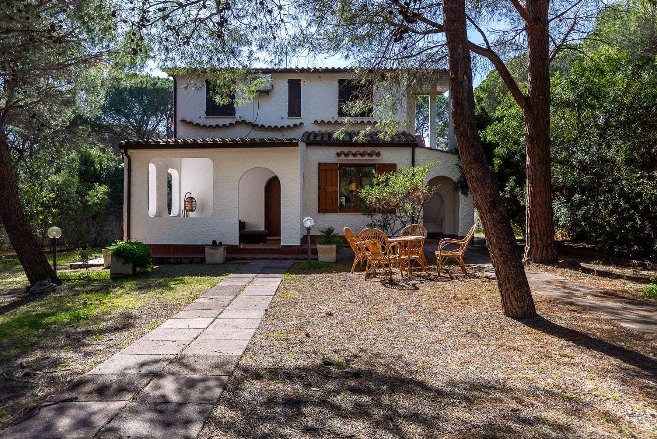 Foto 2 von 55: Villa für 6 Personen mit Garten