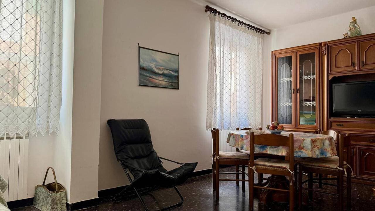 Foto 6 von 13: Two-Bedroom Apartment