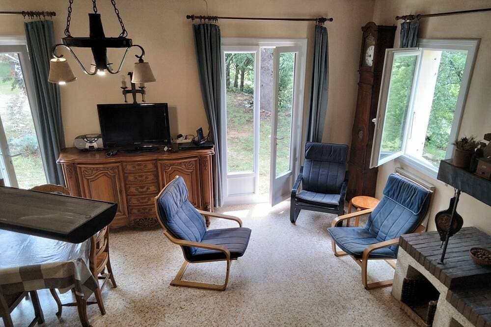 Foto 13 von 30: Villa Plan Aups Ste Baume Var, 7 Personen, ruhig, Raum