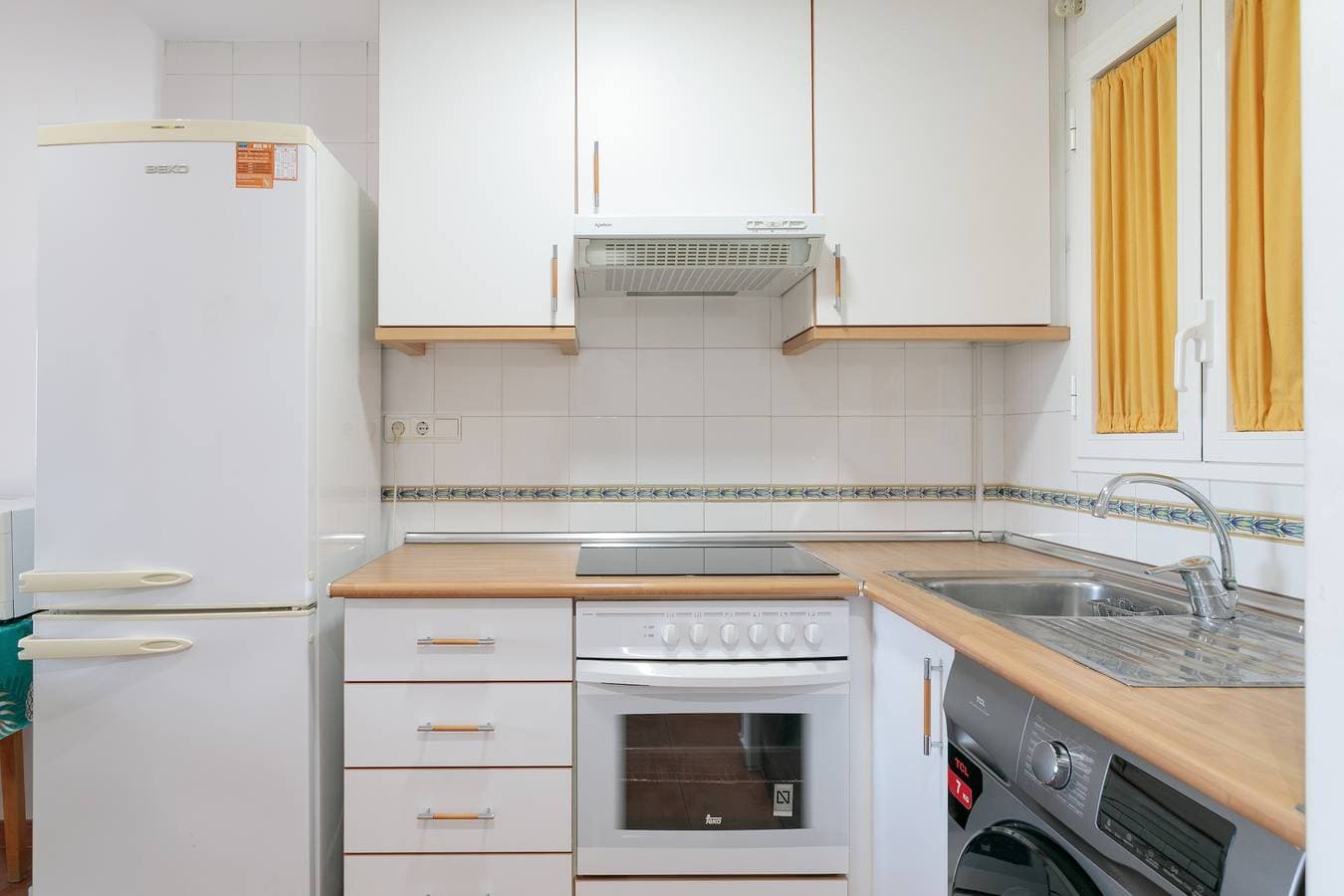 Foto 12 von 26: Ferienwohnung 'Las Lomas De Bonalba' mit Bergblick, Wi-Fi und Klimaanlage