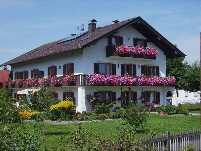 Haus Regnauer 1