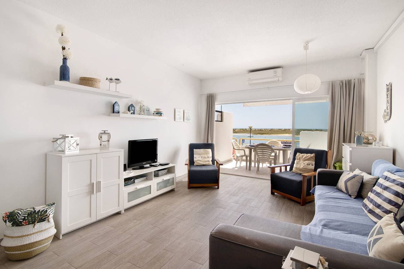 Foto 4 von 24: Ferienwohnung 'Cabanas Mar 96' mit Meerblick, WLAN und Klimaanlage