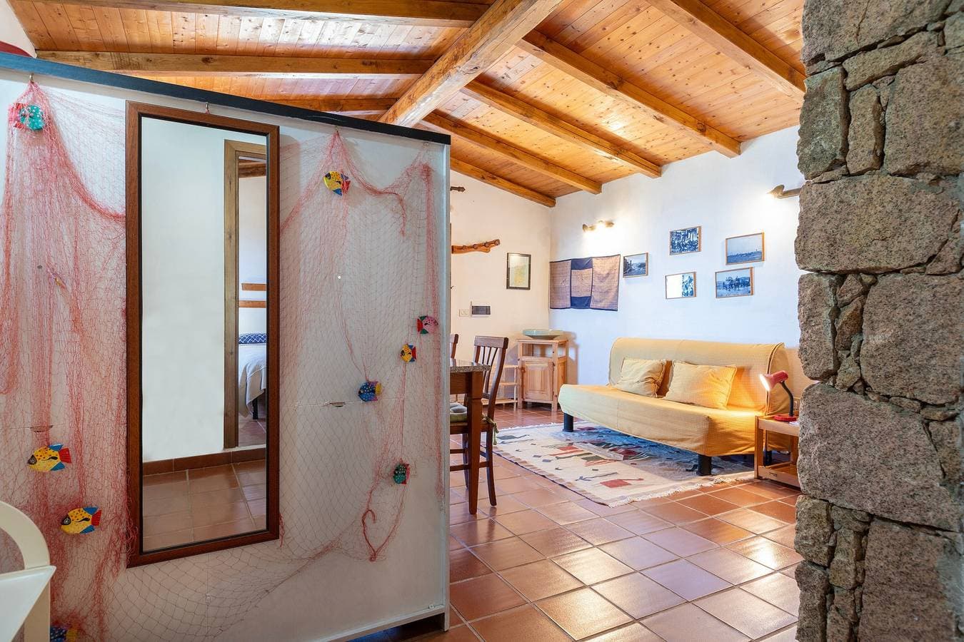 Foto 10 von 27: Ferienwohnung 'Rustico' mit Meerblick, privater Terrasse und Klimaanlage