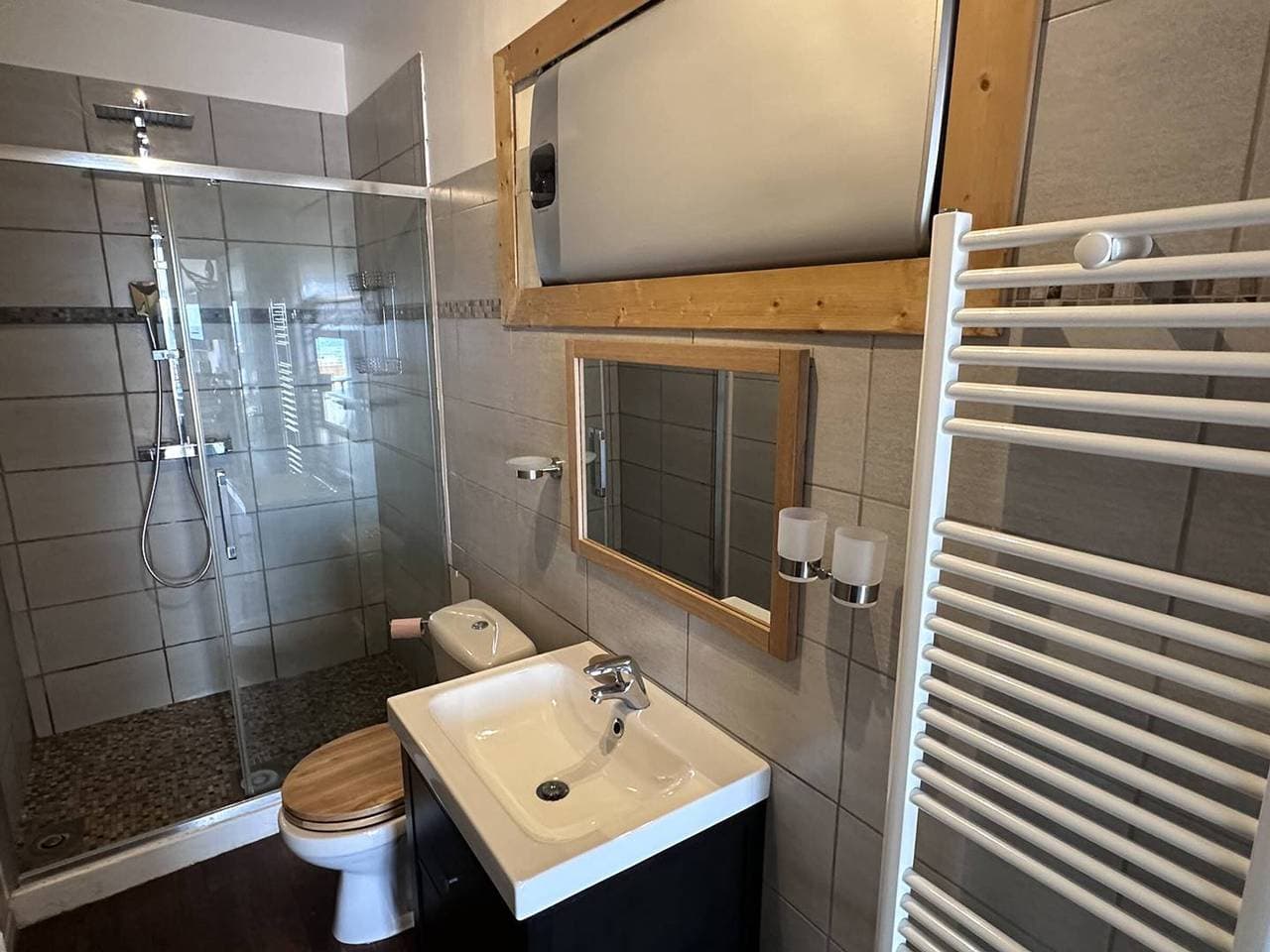 Foto 8 von 10: "Meerblick, neu renoviertes T2-Apartment mit Klimaanlage"