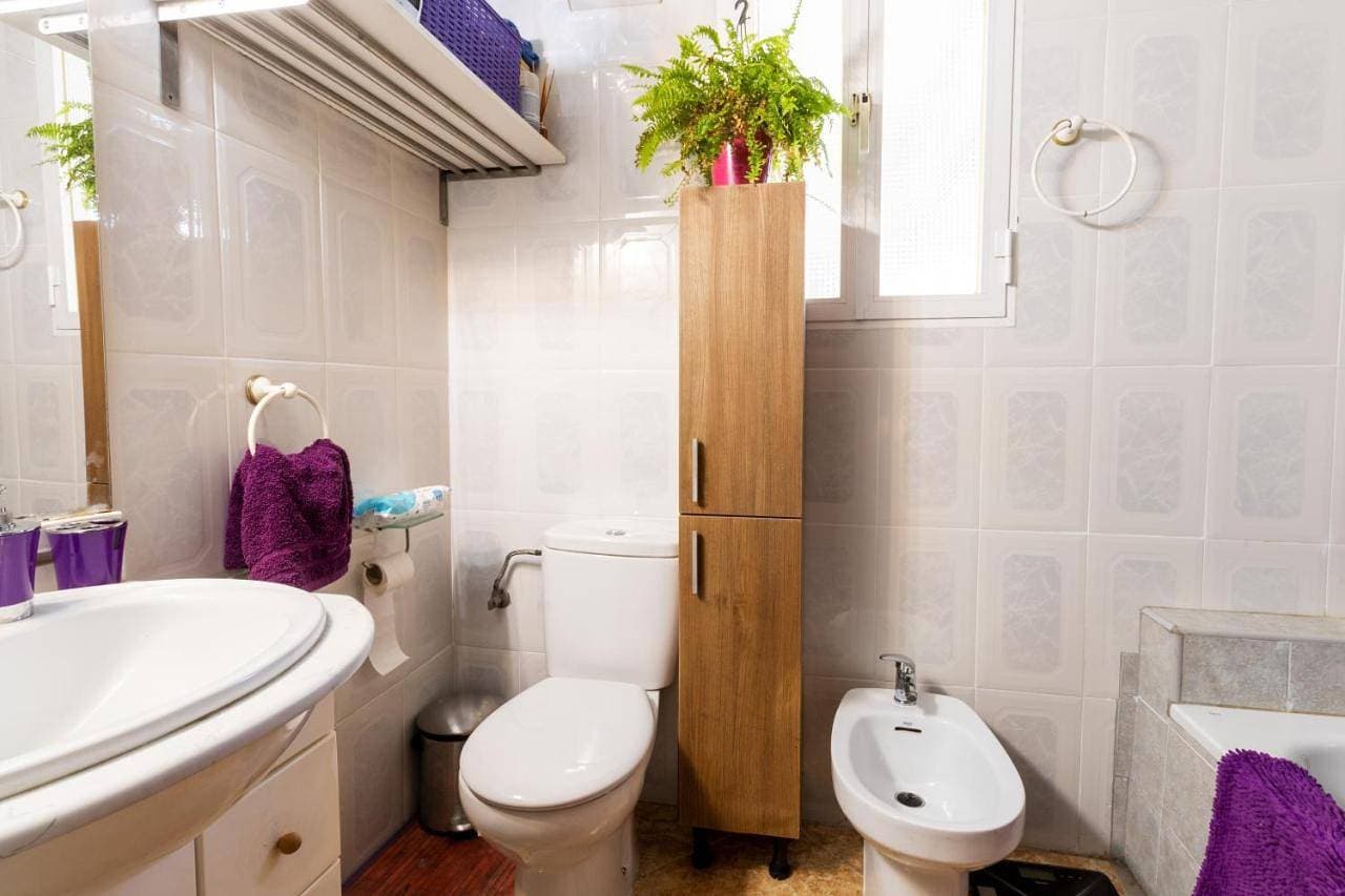 Foto 4 von 10: Double Room with Shared Toilet