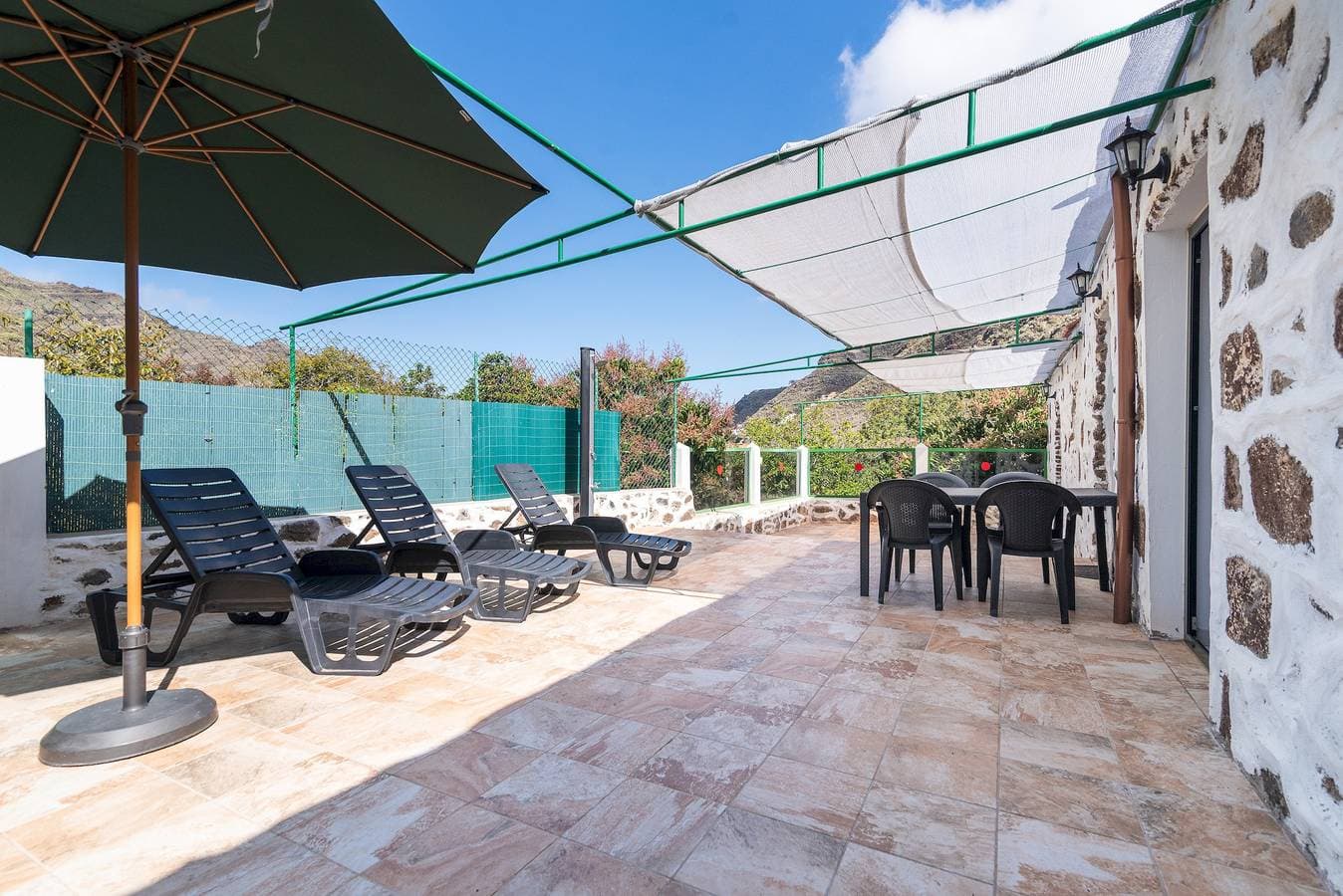 Foto 3 von 25: Ferienwohnung für 4 Personen mit Garten