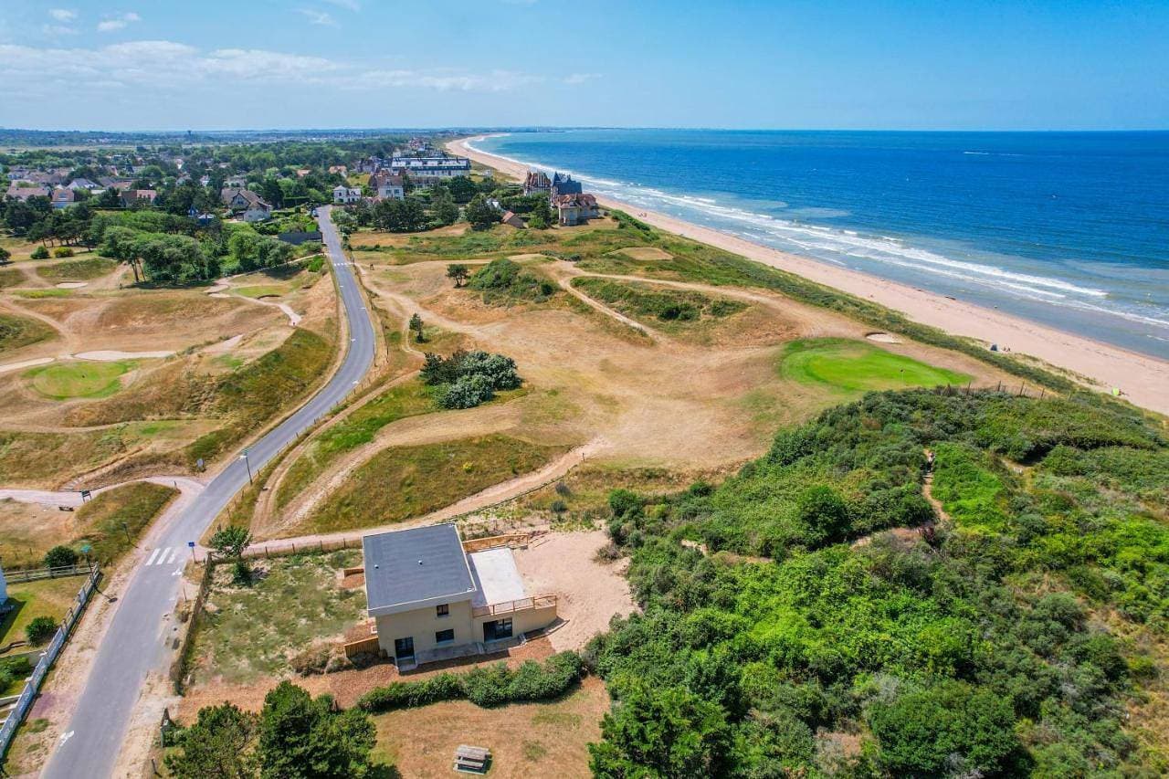Magnifique maison moderne avec accès direct à la mer 1