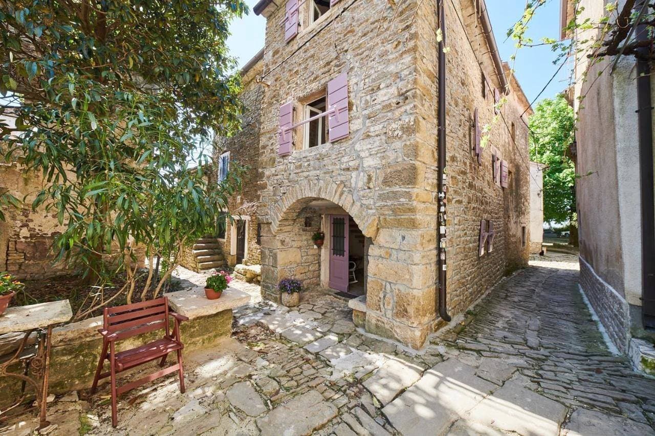 La Boutique 1