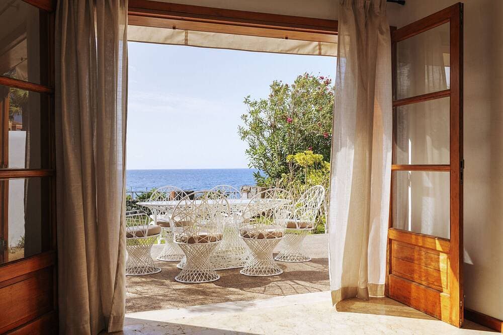 Seafront bungalow, golf, swimming pool, relax pool, 86 1