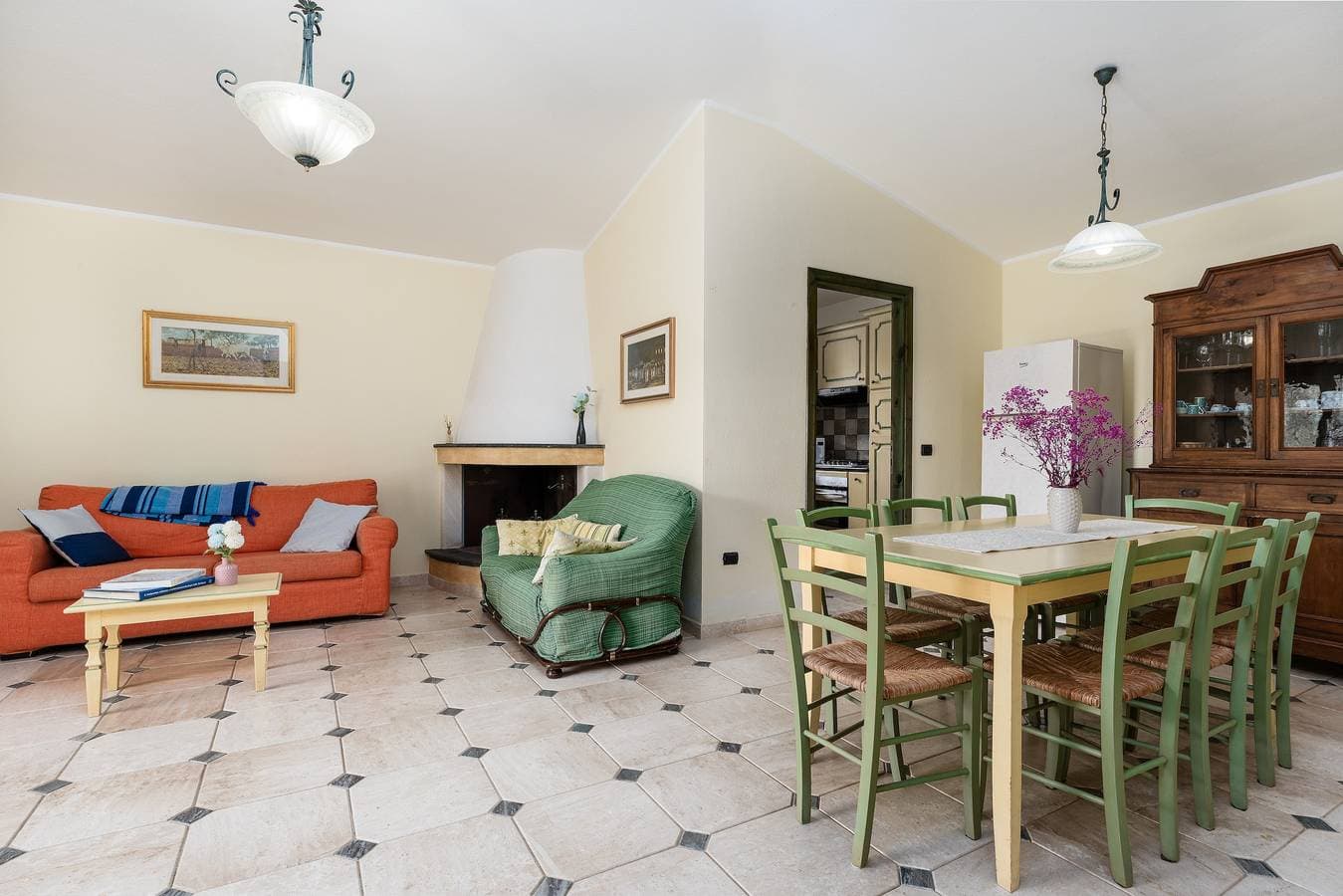 Foto 2 von 31: Ferienwohnung 'Degli Ulivi' mit privater Terrasse, privatem Garten und Balkon