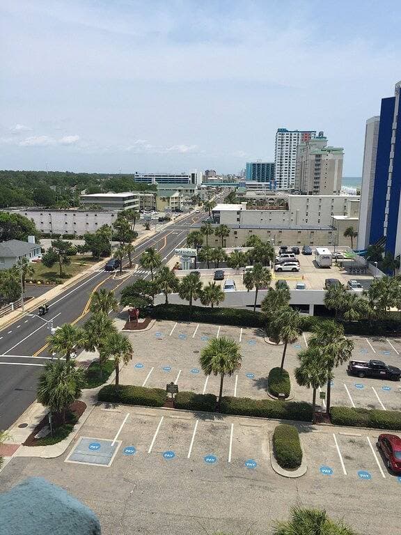 Foto 4 von 43: Blue Water Resort Condo # 818