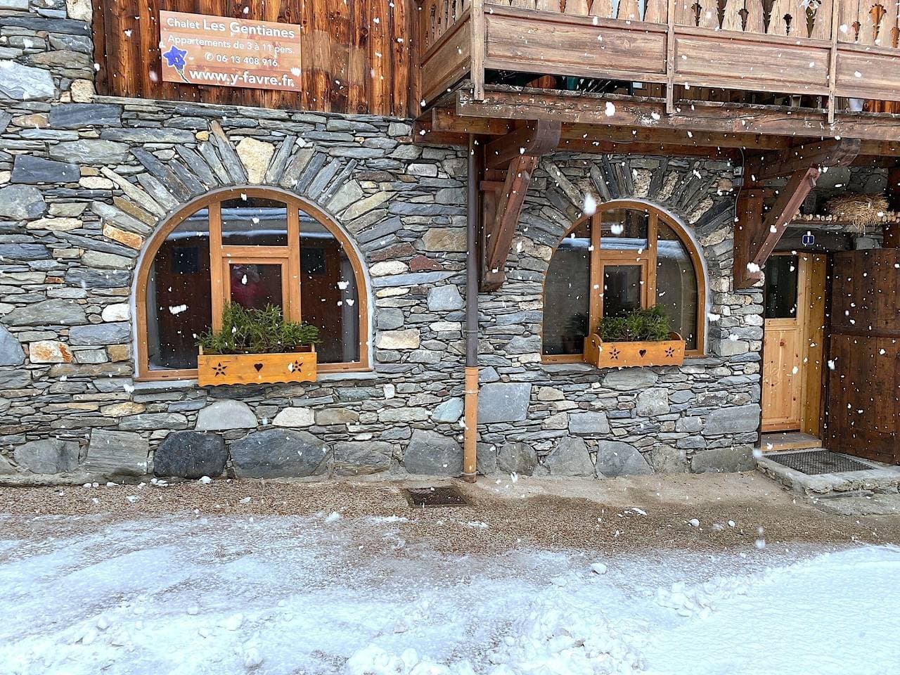 Foto 12 von 20: Appartement „L’épilobe“ mit Bergblick, Gemeinschaftsgarten und WLAN