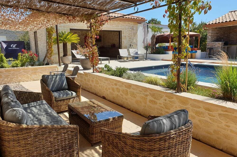Foto 11 von 23: A beautiful bed-and-breakfast in the Ardèche, in a quiet setting surrounded by scrubland.