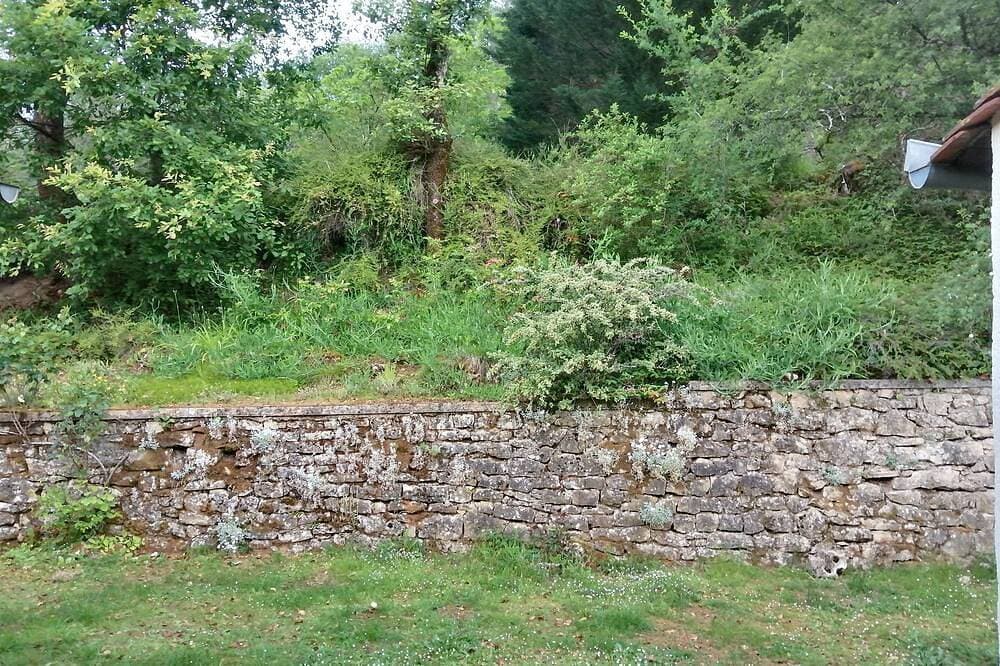 Foto 8 von 13: Quiet house with garden Montignac Lascaux