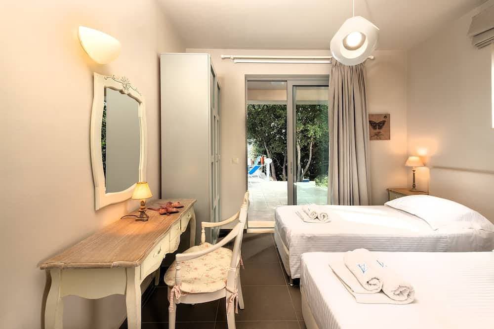 Foto 2 von 30: Villa Armonia, sea view, heated pool (for an extra fee), and excellent privacy.