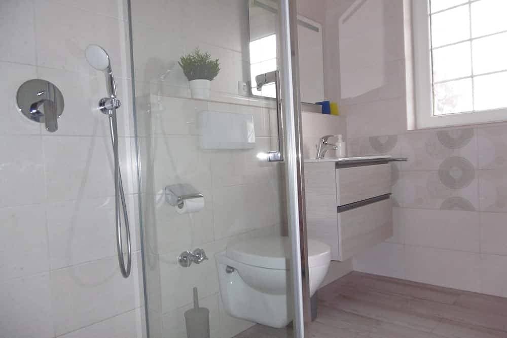 Foto 4 von 15: Bungalow with apartment in a quiet location and large pool