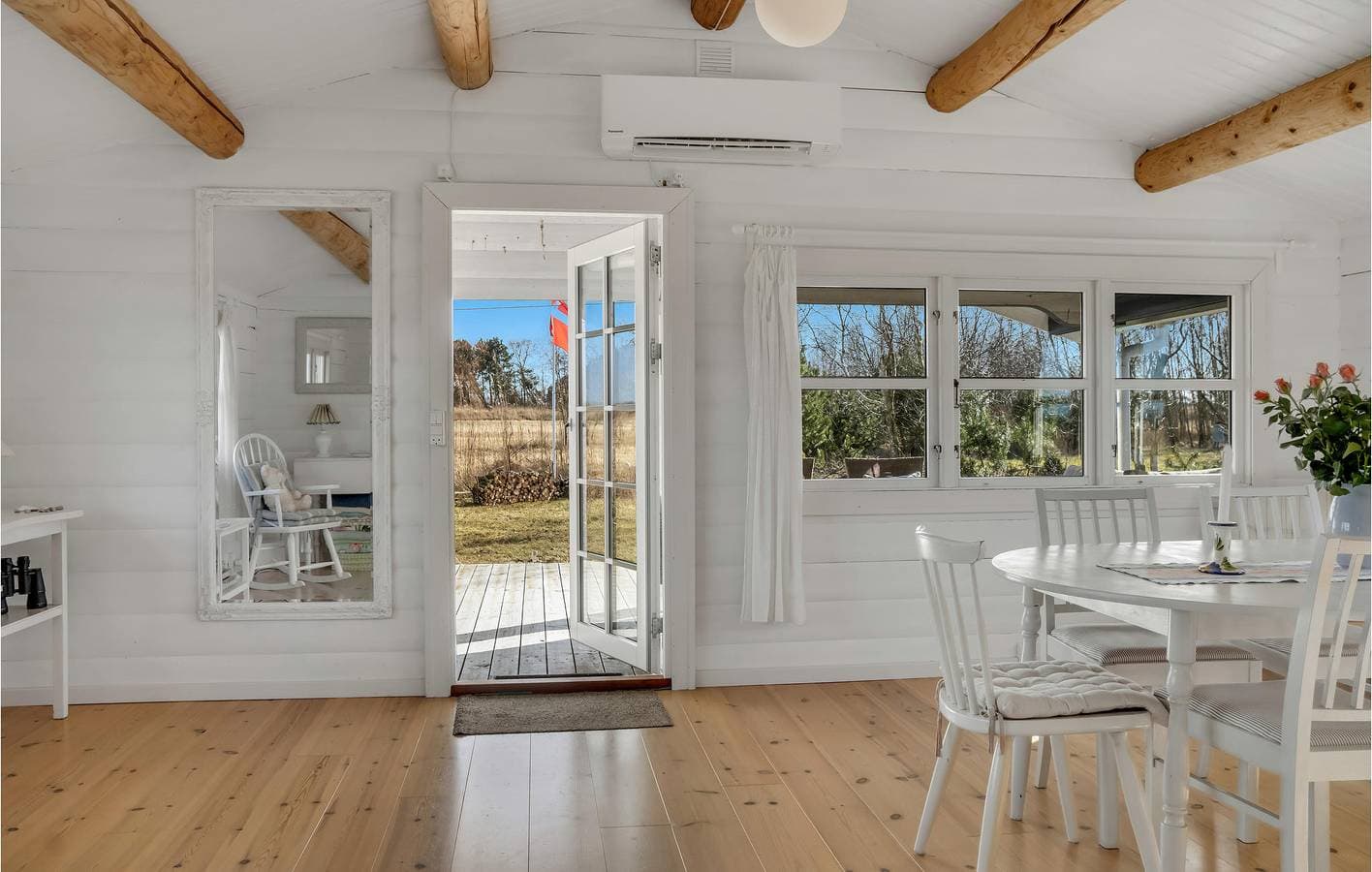Foto 13 von 22: Ferienhaus für 6 Personen mit Terrasse