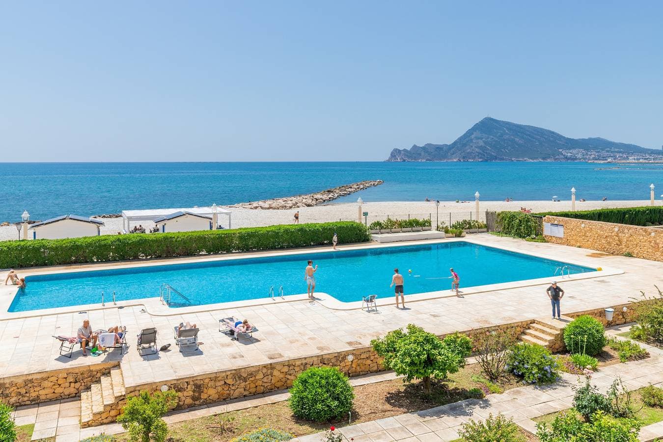 Foto 2 von 26: Ferienwohnung 'Top First Line Altea' mit Meerblick, WLAN und Klimaanlage