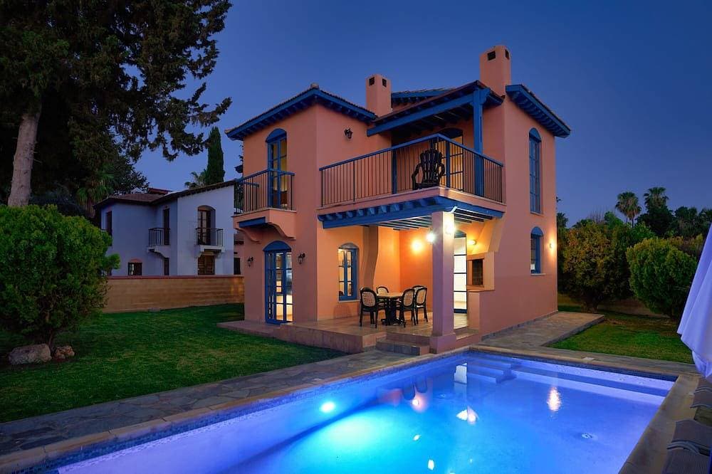 3 Bbr Villa mit privatem Pool am Strand, atemberaubende Lage 1