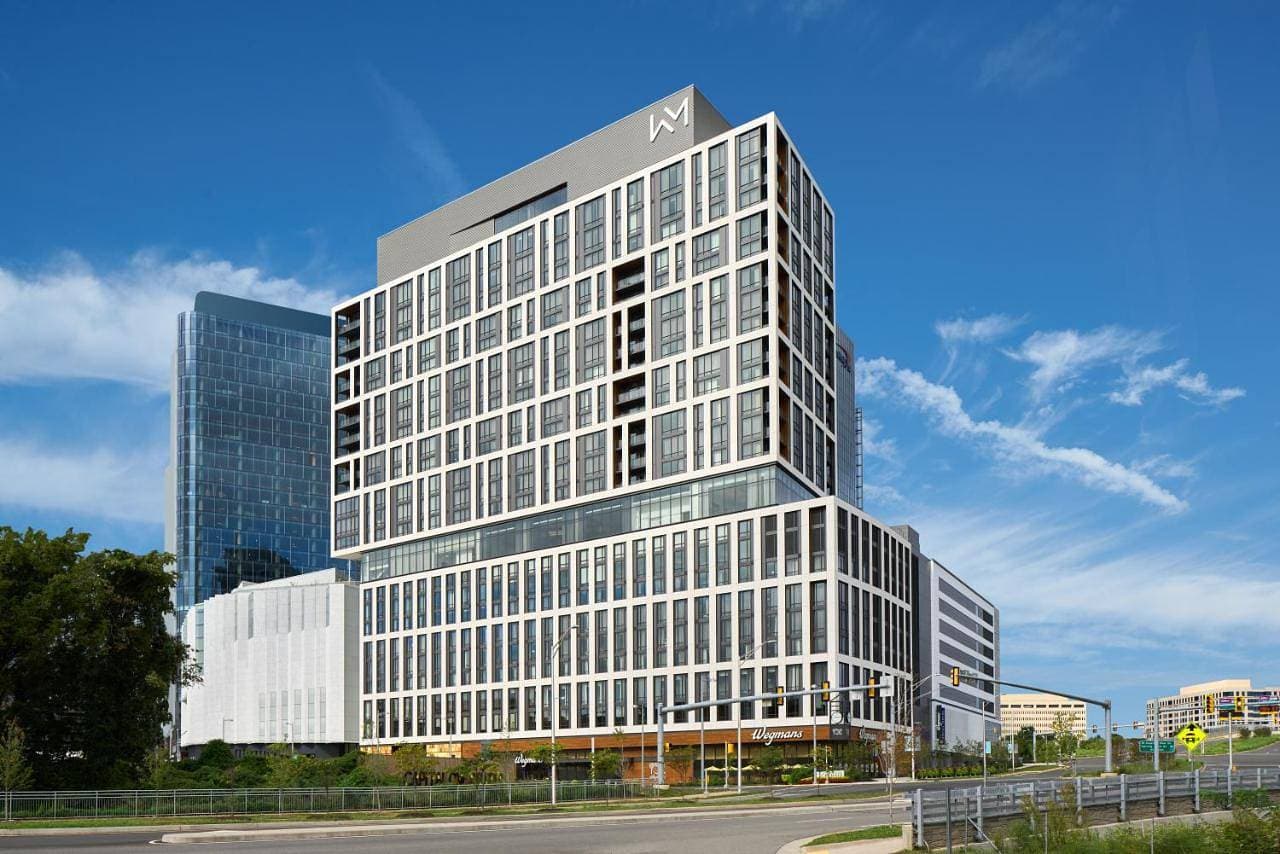 The Watermark Hotel 1