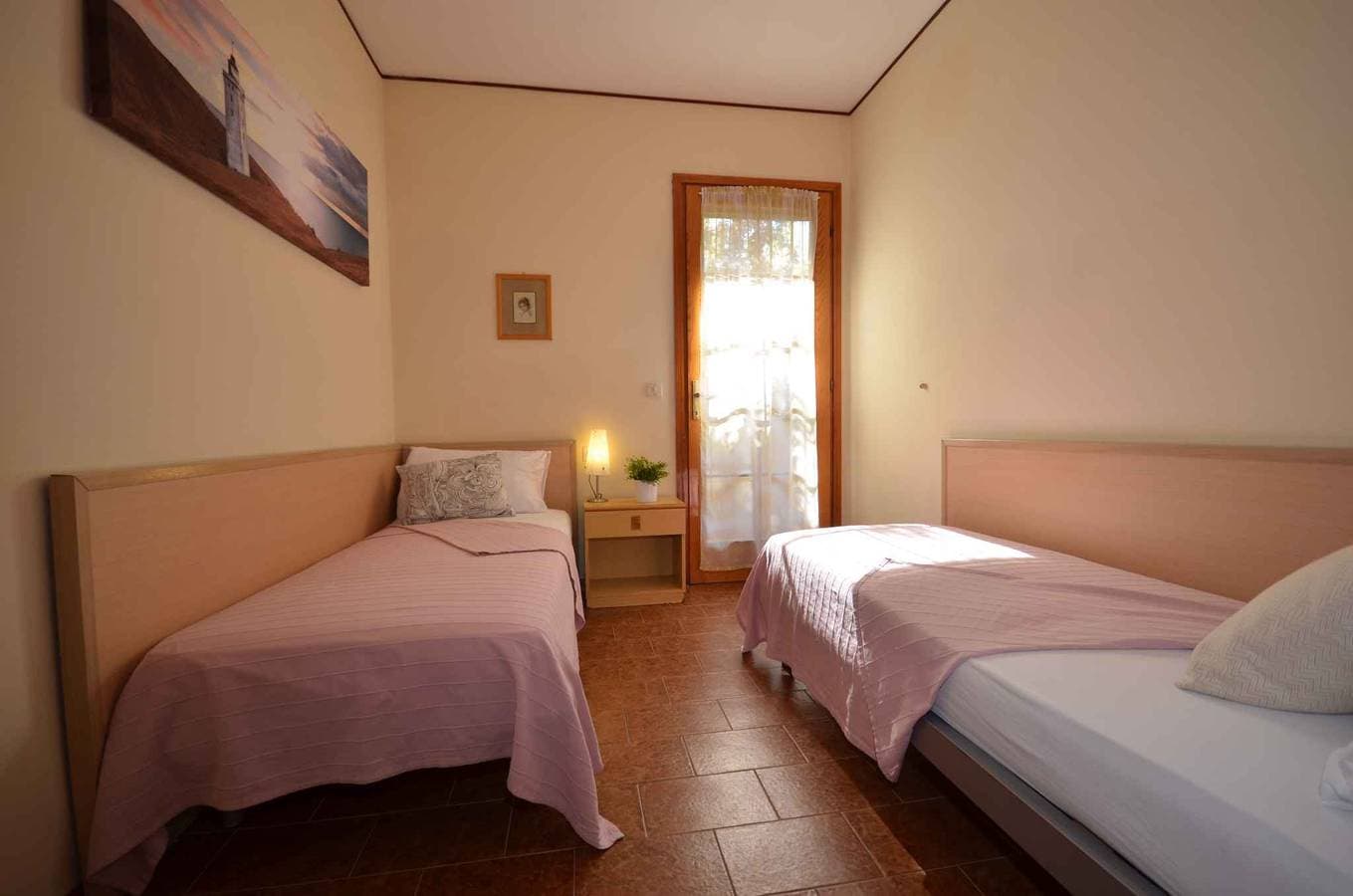 Foto 10 von 21: Ferienwohnung mit Klimaanlage und Terrasse